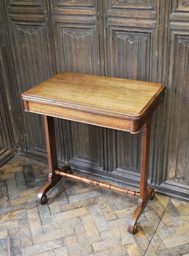 Oak Occasional Side Tea Table (1 of 9) Oak Occasional Side Tea Table (1 of 9)
