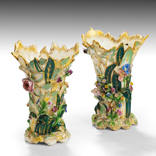 Fine Pair of Mid 19th Century Coalbrookdale Vases (1 of 4) Fine Pair of Mid 19th Century Coalbrookdale Vases (1 of 4)