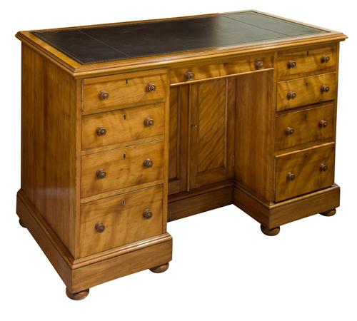 Quilted Birch Kneehole Desk (1 of 8) Quilted Birch Kneehole Desk (1 of 8)