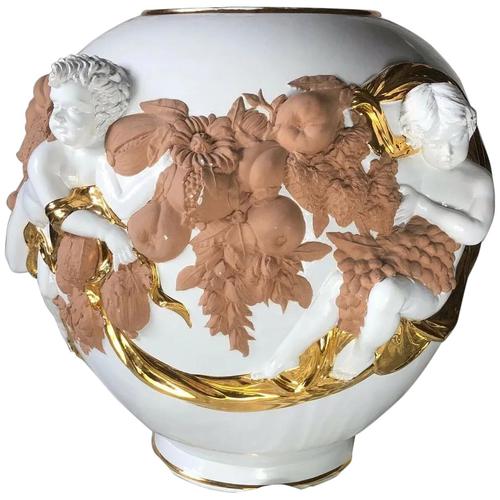 Beautiful Hollywood Regency Style Oversized Porcelain & Terracotta Cherub Floor Vase (1 of 52) Beautiful Hollywood Regency Style Oversized Porcelain & Terracotta Cherub Floor Vase (1 of 52)