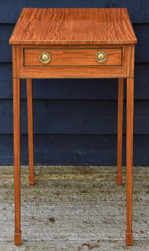 Superb Quality Georgian Satinwood & Inlaid Lamp / Wine / Side Table c.1800 (1 of 10) Superb Quality Georgian Satinwood & Inlaid Lamp / Wine / Side Table c.1800 (1 of 10)
