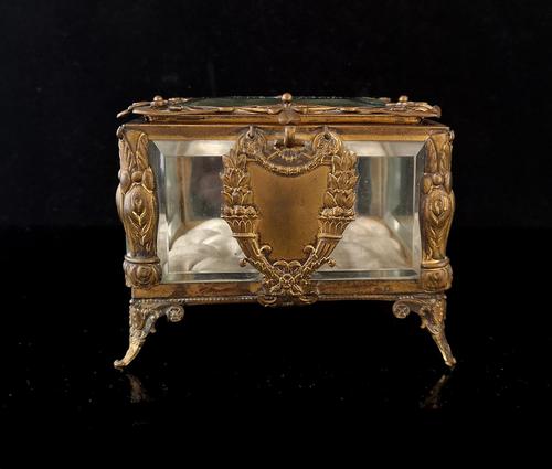 Antique French jewellery casket (1 of 14)