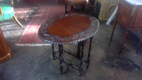 Carved Oak Gateleg Table (1 of 3) Carved Oak Gateleg Table (1 of 3)