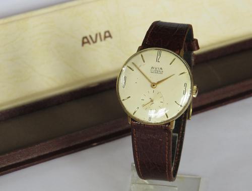 Gents 1960s Avia 10006 wrist watch (1 of 5) Gents 1960s Avia 10006 wrist watch (1 of 5)