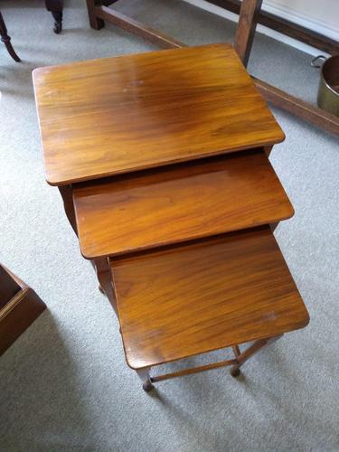 Pine Nest of 3 Tables (1 of 2) Pine Nest of 3 Tables (1 of 2)