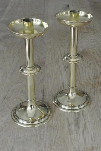 Good Pair of Antique Brass Church Candlesticks Ecclesiastical Candlesticks c.1900 (1 of 6)