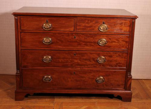 English Mahogany Chest of Drawers Early 19th Century (1 of 10) English Mahogany Chest of Drawers Early 19th Century (1 of 10)