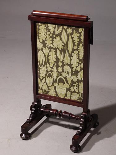An Early Victorian Fire Screen with Movable Sections (1 of 5) An Early Victorian Fire Screen with Movable Sections (1 of 5)