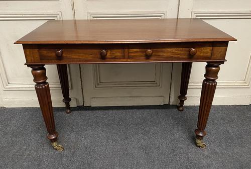 Fine Quality Writing Table (1 of 13) Fine Quality Writing Table (1 of 13)