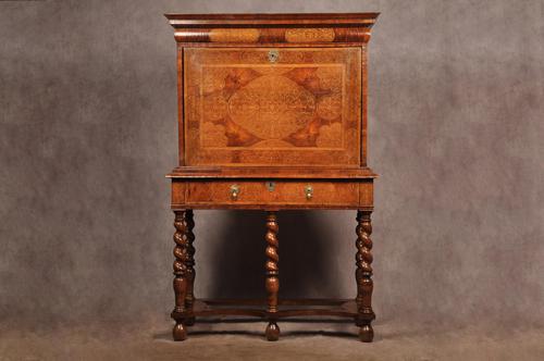 Important 17th Century Arabesque / Seaweed Marquetry Escritoire on Stand (1 of 27)