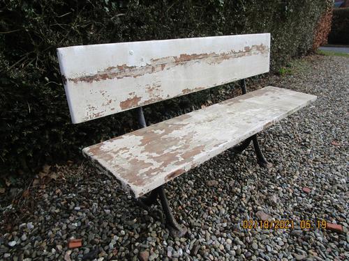 Victorian Cast Iron & Wood Garden Bench (1 of 5) Victorian Cast Iron & Wood Garden Bench (1 of 5)