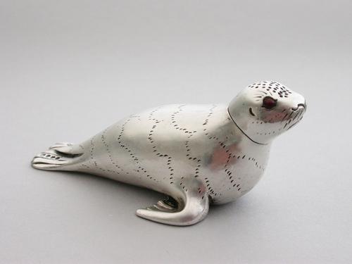 Victorian Novelty Silver Seal Pepperette by Charles & Charles Asprey, London, 1882 (1 of 14) Victorian Novelty Silver Seal Pepperette by Charles & Charles Asprey, London, 1882 (1 of 14)
