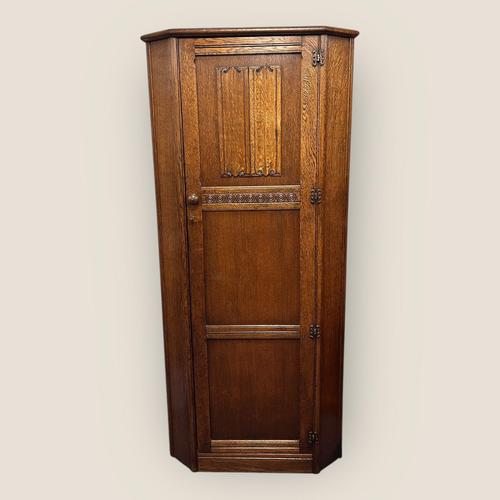 Antique Style Vintage Oak Octagonal Single Wardrobe | Hallrobe (1 of 6)