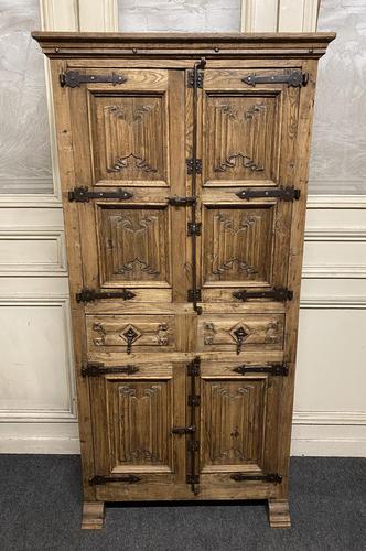 French Gothic Oak Rustic Cupboard or Wardrobe (1 of 22) French Gothic Oak Rustic Cupboard or Wardrobe (1 of 22)