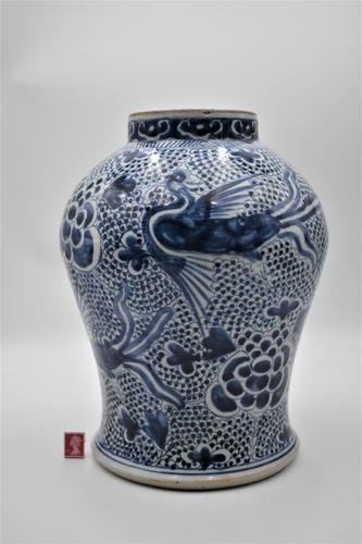 Large Chinese Phoenix Baluster Jar- Early 18th Century (1 of 10)