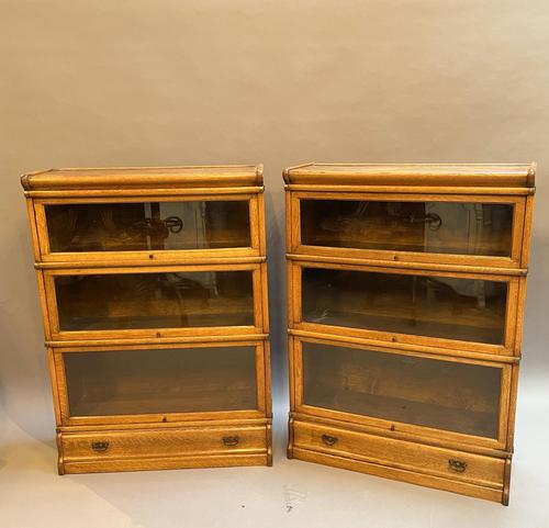 Pair of Globe Wernicke Oak Bookcases (1 of 16)