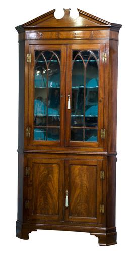George III Full Standing Corner Cupboard (1 of 5) George III Full Standing Corner Cupboard (1 of 5)