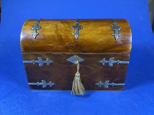 Victorian Brassbound Walnut Casket (1 of 11) Victorian Brassbound Walnut Casket (1 of 11)