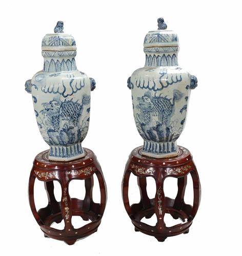 Pair Chinese Barrel Seats Pedestal Stand Tables (1 of 11) Pair Chinese Barrel Seats Pedestal Stand Tables (1 of 11)
