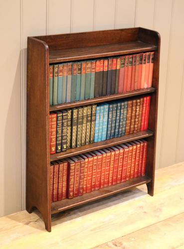 Small Graduated Open Oak Bookcase (1 of 10)