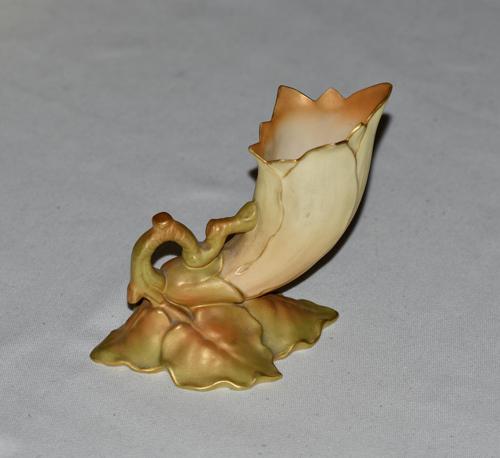 1909 Royal Worcester Edwardian Lily Bud Vase, Shape No 891 (1 of 6)