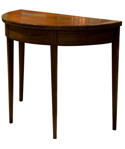 Beautiful 18th Century Mahogany Tea Table (1 of 6) Beautiful 18th Century Mahogany Tea Table (1 of 6)