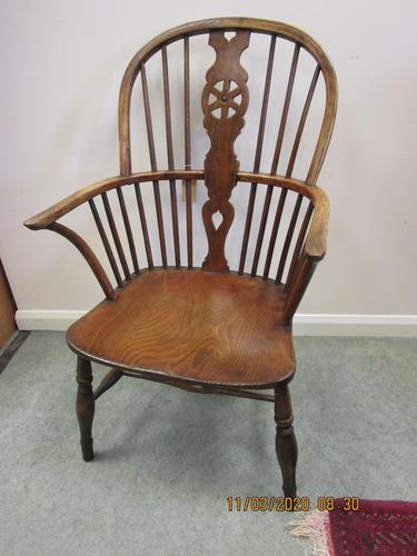 19th Century Wheel-back Windsor Chair (1 of 6) 19th Century Wheel-back Windsor Chair (1 of 6)