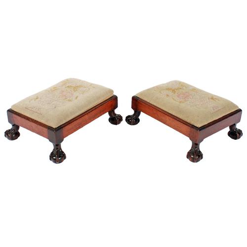 Pair of Chippendale Style Foot Stools (1 of 8) Pair of Chippendale Style Foot Stools (1 of 8)