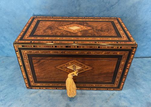 Victorian Walnut Twin Section Tea Caddy (1 of 17)