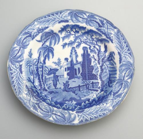 Davenport - Early Pottery Chinoiserie Ruins Blue & White Plate c.1800 (1 of 3) Davenport - Early Pottery Chinoiserie Ruins Blue & White Plate c.1800 (1 of 3)