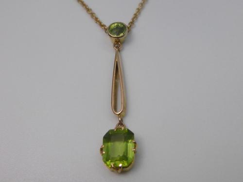 Edwardian 9ct Gold & Peridot Necklace (1 of 6)