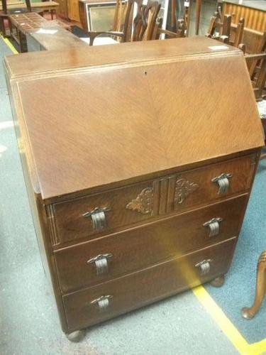 3 Drawer Fall Front Bureau in Oak (1 of 2)