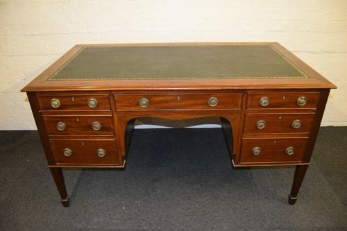 Lovely Antique Mahogany Desk (1 of 9) Lovely Antique Mahogany Desk (1 of 9)