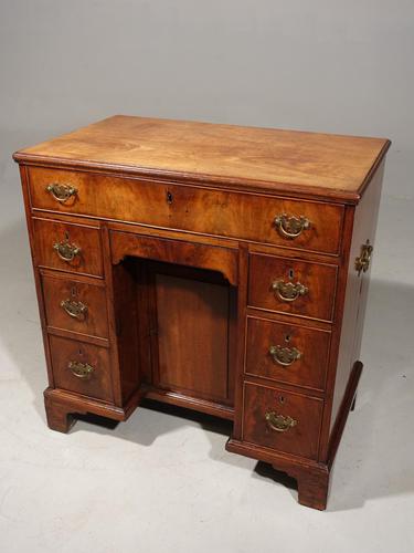 Most Attractive George III Period Kneehole Desk (1 of 5) Most Attractive George III Period Kneehole Desk (1 of 5)