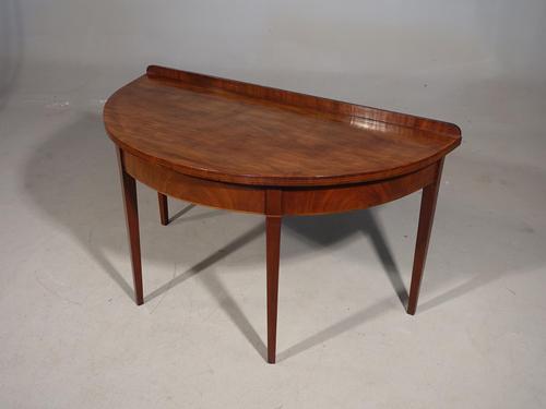 Good George III Period Mahogany Demi-lune Side Table (1 of 5) Good George III Period Mahogany Demi-lune Side Table (1 of 5)