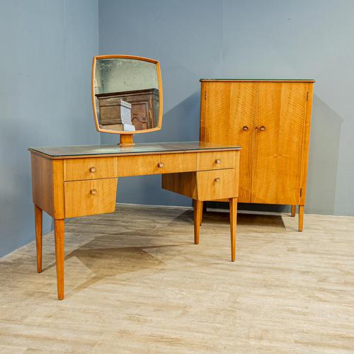 Gordon Russell Walnut Bedroom Suite (1 of 14) Gordon Russell Walnut Bedroom Suite (1 of 14)