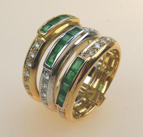 Stunning 18ct Gold, Diamond & Emerald Ring 17/n in Original Box 20th Century (1 of 10) Stunning 18ct Gold, Diamond & Emerald Ring 17/n in Original Box 20th Century (1 of 10)