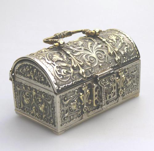 A Novelty Jewellery Box Armada Treasure Chest 20thc (1 of 8) A Novelty Jewellery Box Armada Treasure Chest 20thc (1 of 8)