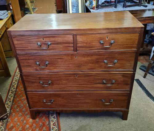 Lovely  Georgian Chest (1 of 8)