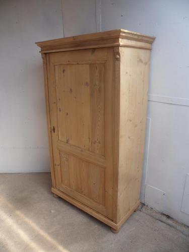 Superb 1 Door Victorian Antique Pine Kitchen / Linen Cupboard to wax / paint (1 of 10)