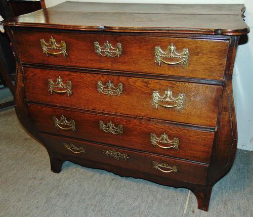 18th. Century Dutch Oak Bombe Chest (1 of 8)