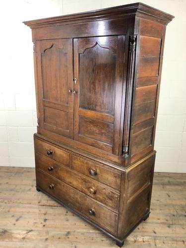 Early 19th Century Welsh Oak Press Cupboard (1 of 15)