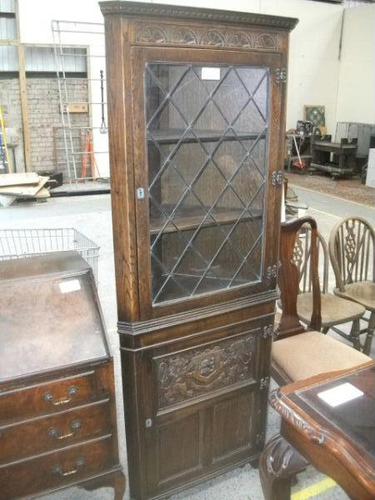 Carved Oak Lead Glazed Corner Cabinet (1 of 3) Carved Oak Lead Glazed Corner Cabinet (1 of 3)