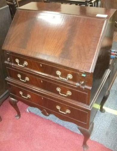 Fall Front Mahogany Bureau (1 of 5)