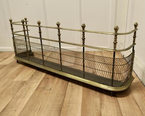 High Georgian Brass Nursery Fire Guard Fender (1 of 5)