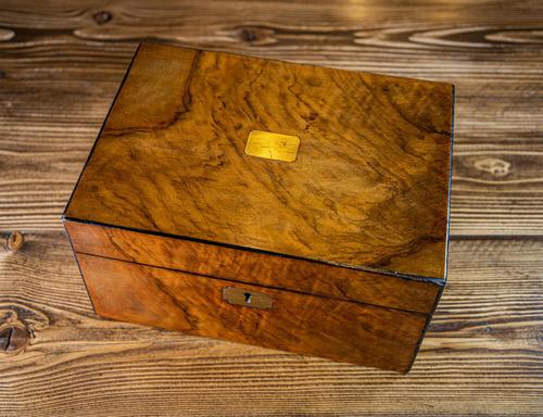 Figured Walnut Table Box c.1880 (1 of 9) Figured Walnut Table Box c.1880 (1 of 9)
