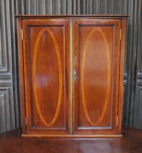 Antique mahogany hanging cabinet (1 of 7) Antique mahogany hanging cabinet (1 of 7)