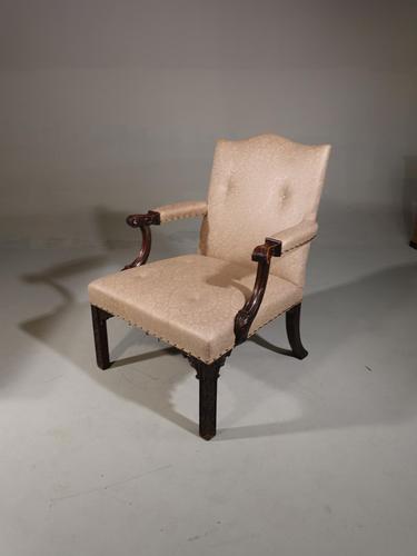 An Early 20th Century Mahogany Framed Gainsborough Armchair (1 of 5) An Early 20th Century Mahogany Framed Gainsborough Armchair (1 of 5)
