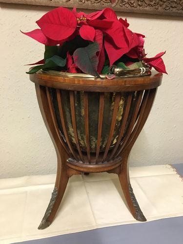 Mahogany Jardiniere (1 of 4)