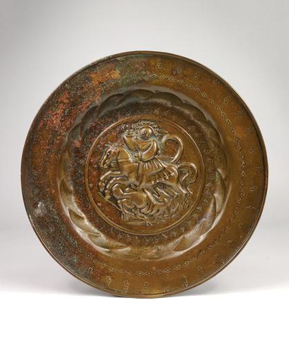 16th Century Alms Dish Depicting George & The Dragon (1 of 4) 16th Century Alms Dish Depicting George & The Dragon (1 of 4)